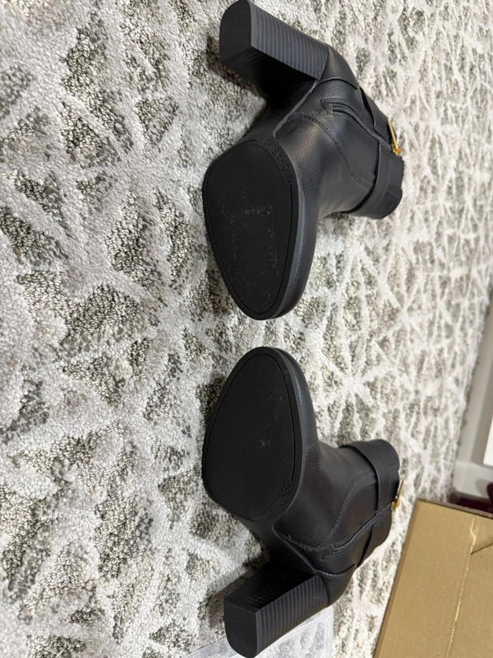 Michael Kors Jilly Boots - Picture 5 of 5